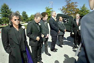 johnny cash funeral celebrities