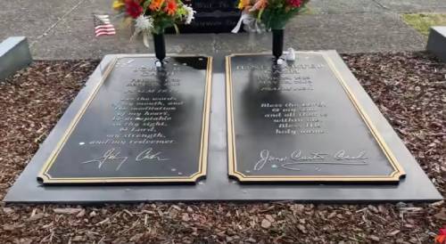 johnny cash grave